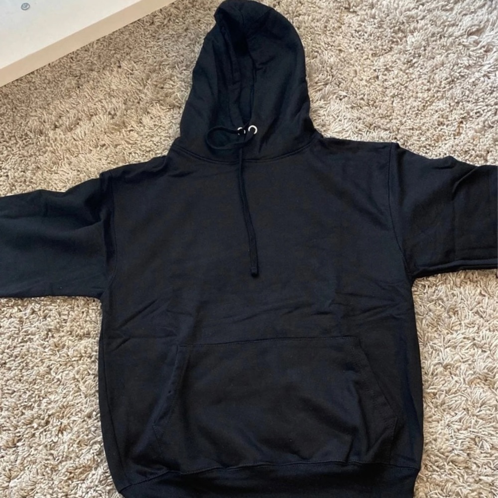 Plain black hoodie (Unisex)